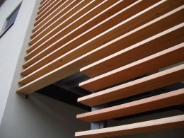 frangisole in legno